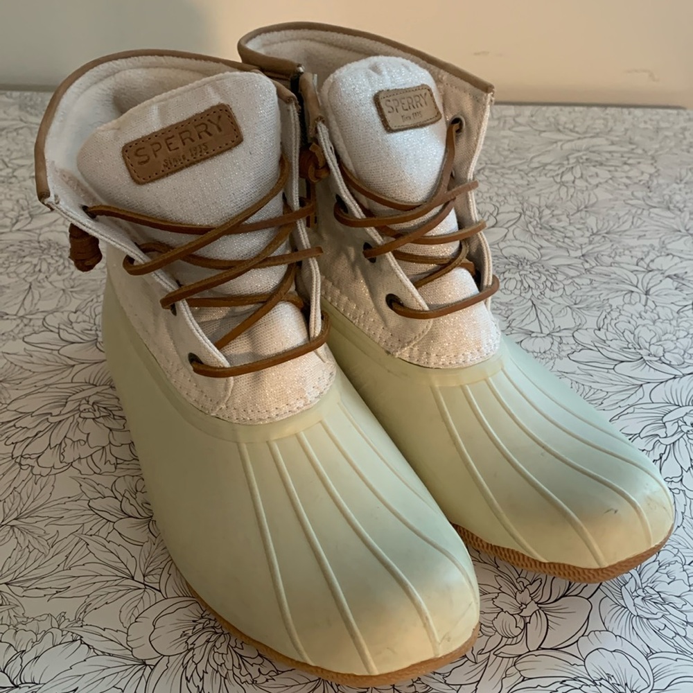 Sperry rubber fleece lined rain boots